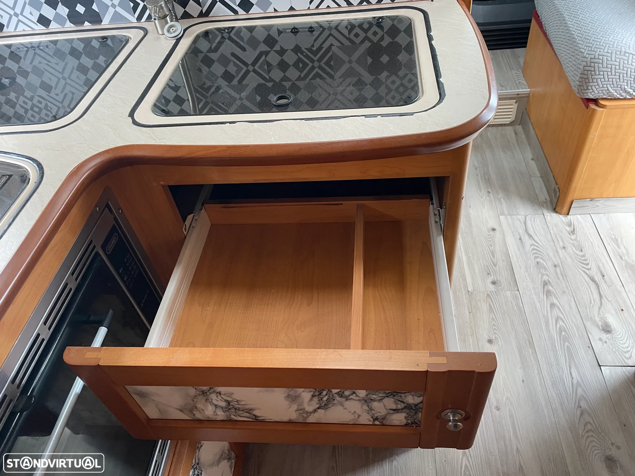 image (40) Fleurette Migrateur Citroen C 73 Venda Aluguer Caravanas