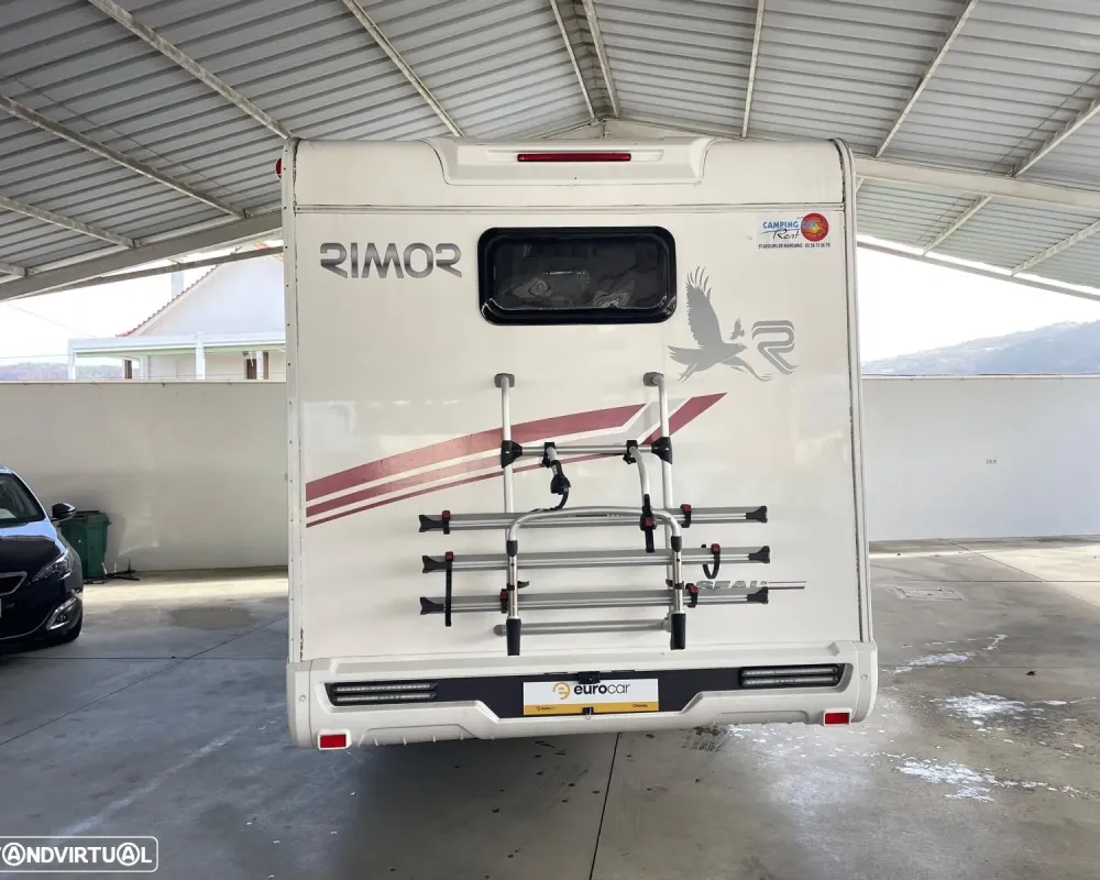 Rimor Seal 5 - Autocaravana c/Caixa Automática Venda Aluguer Caravanas