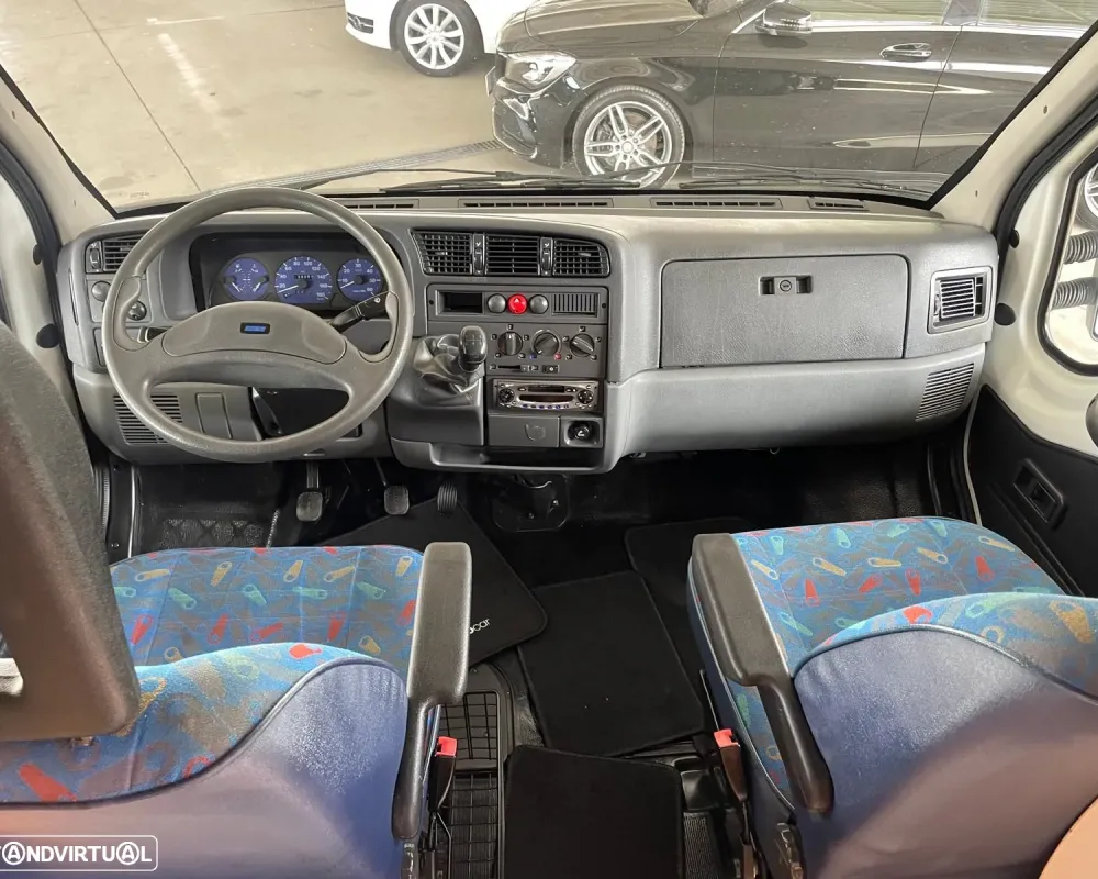 Challenger 100 Fiat Ducato 1.9 TD Venda Aluguer Caravanas