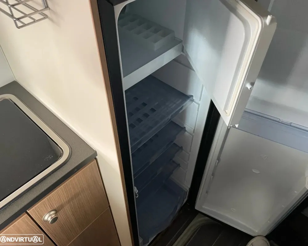Adria Twin 600 Family - Autocaravana Venda Aluguer Caravanas